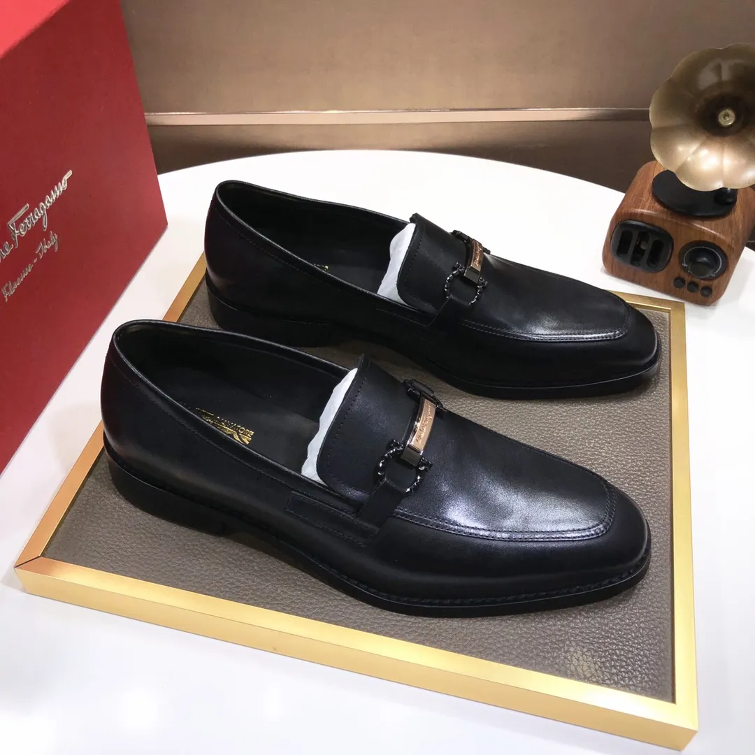 Men's shoes 💰540💰[Ferragamo/Ferragamo] (high-end Niuli) New 🍀 Ferragamo* - top version Ferragamo's classic formal leather shoes! Made of imported original cowhide, the inner top layer is comfortable cowhide lining! Original wear-resistant rubber outsole! High quality products! Code number 38-44!